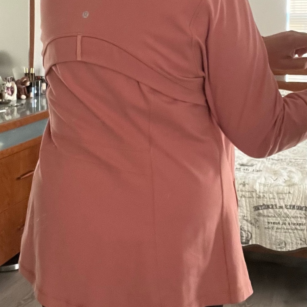 lululemon athletica Dusty Rose Zip Jacket - Picture 4 of 5